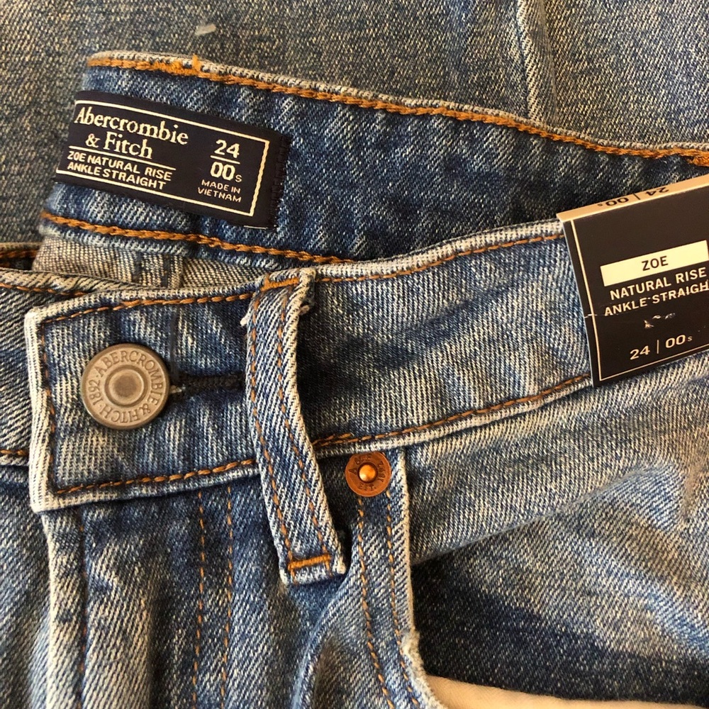 Abercrombie Mom Jeans